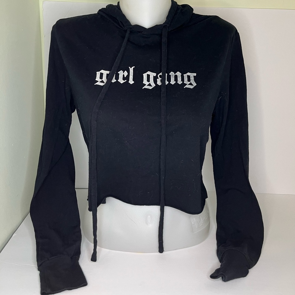Black "girl gang" Cropped Hoodie with Front Script